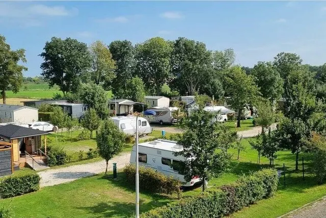 Camping Jachthaven De Helling