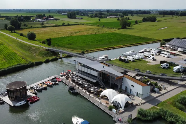 Jachthaven Marnemoende Camperplaatsen