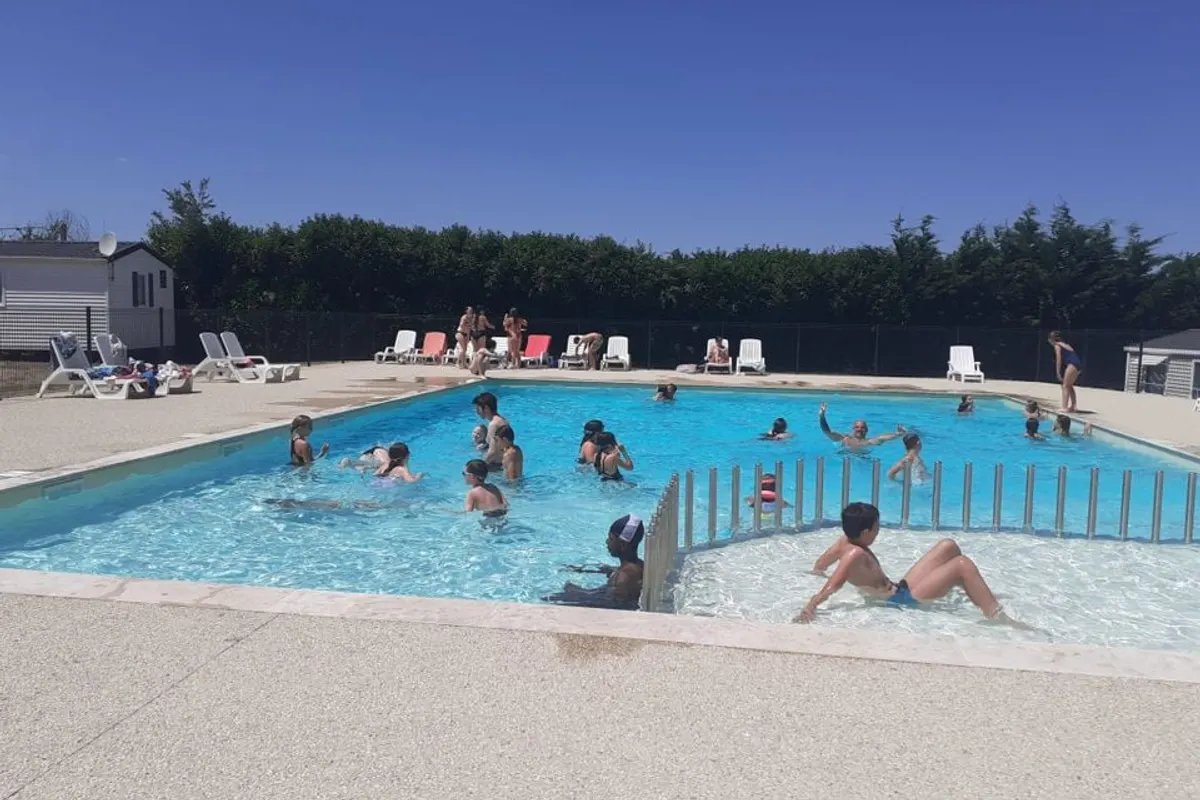 Camping Au Lac d'Hautibus***