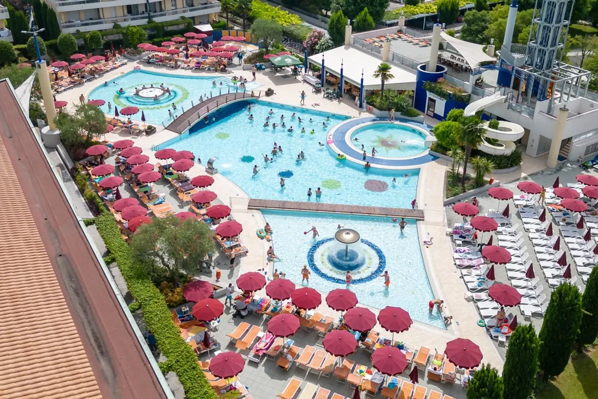 Villaggio Planetarium Resort