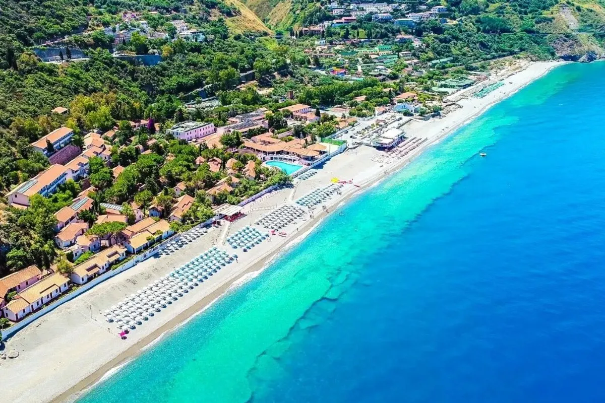 Th Gioiosa Marea - Capo Cavalà Village