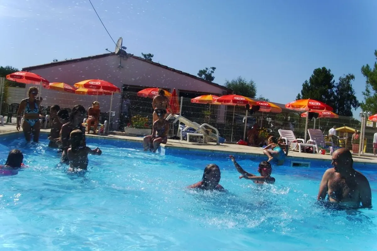 Camping Les Etangs Mina