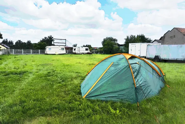 Za Zakrętem - Pracze 20: pole namiotowe, camping, wypożyczalnia rowerów