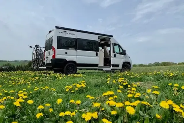 Les plus beaux campings en Saksen — avec Wohnmobilstellplatz auf dem Geflügelhof Arnsdorf à l'honneur