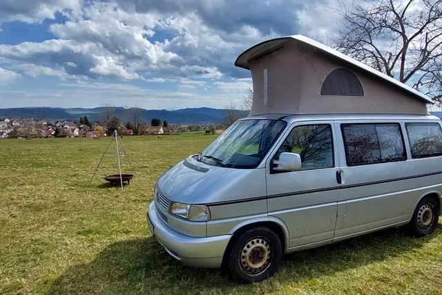 Plätzchen an der Weide mit Alpensicht