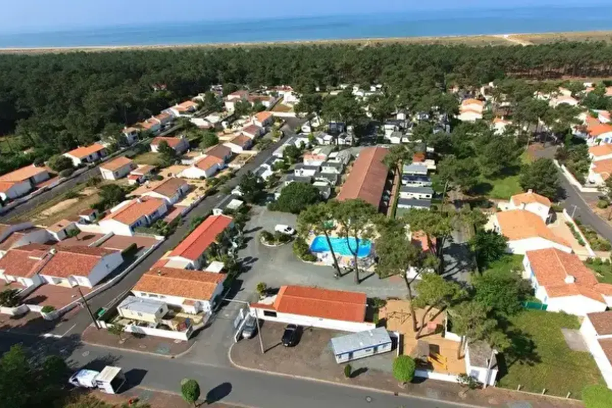 Camping La Pinede