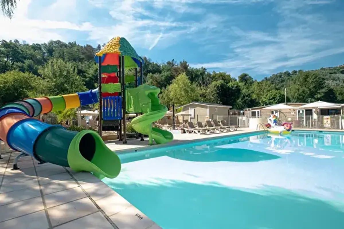 Camping Le Parc Des Monges
