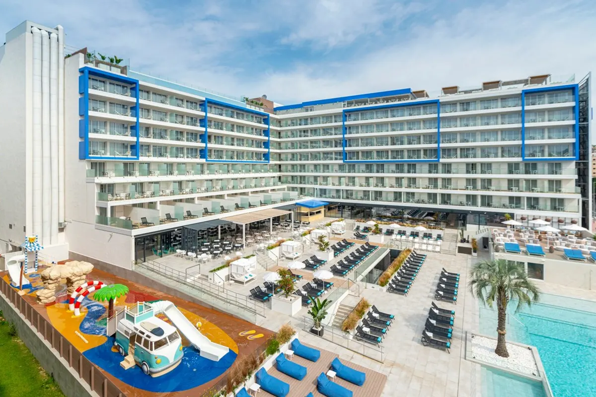 Hotel L Azure