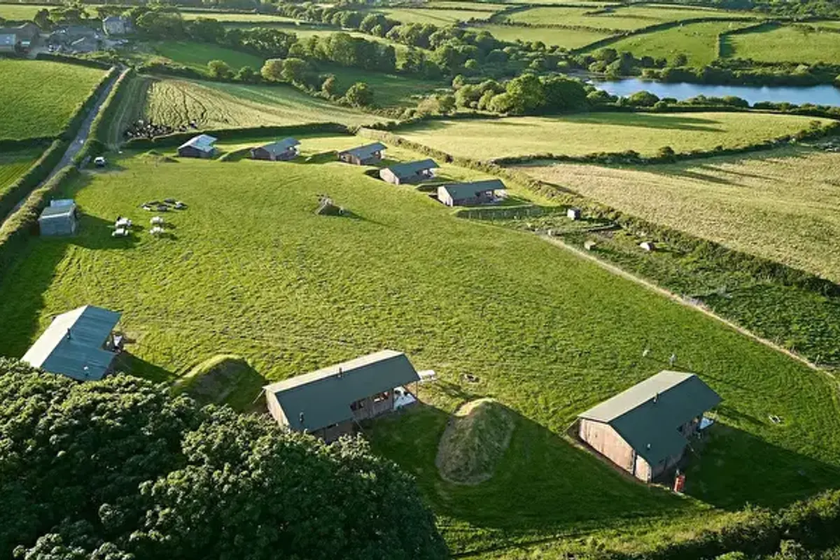 Treganhoe Farm - Feather Down