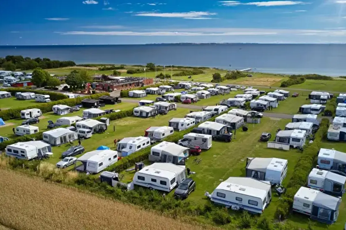 Hygge Strand Camping